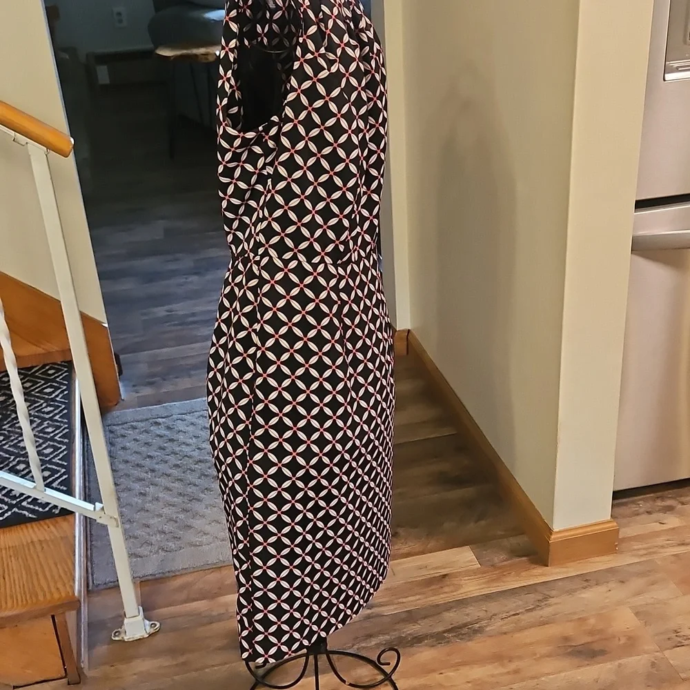 👗East 5th Black, Pink and White Sheath Midi Dress - Picture 5 of 8